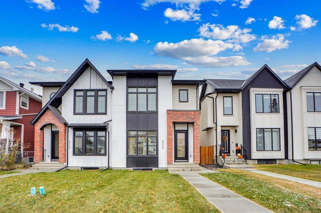 8526 47 Avenue Nw, Calgary