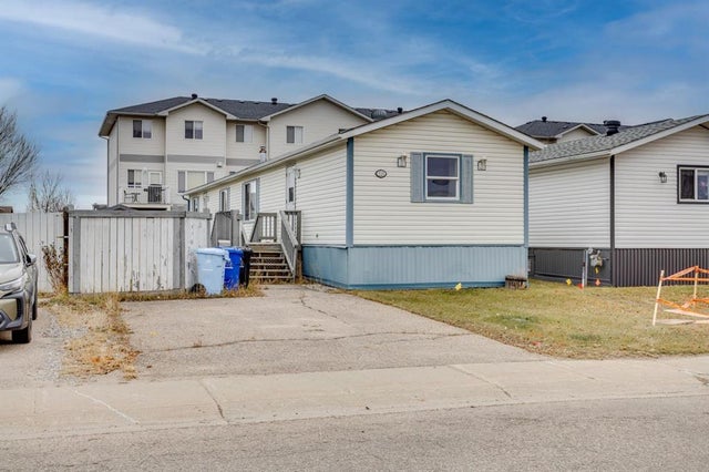 221 Mckinlay Crescent, Fort McMurray