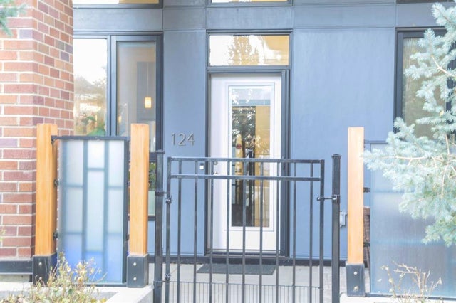 124, 122 Mahogany Centre Se, Calgary