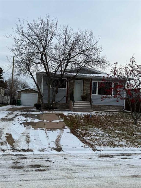 10303 105 Street W, High Level