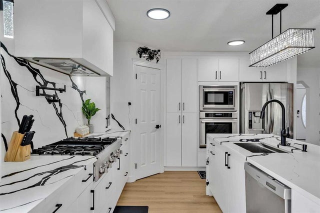 135 West Lakeview Passage, Chestermere