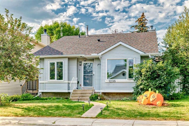 1235 Sandpiper Road Nw, Calgary