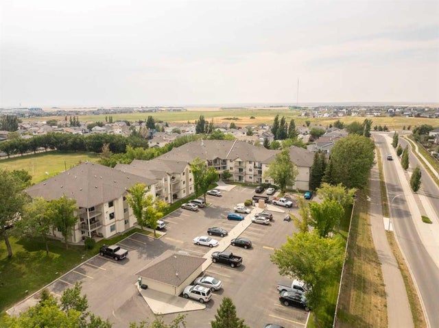 216, 485 Red Crow Boulevard W, Lethbridge