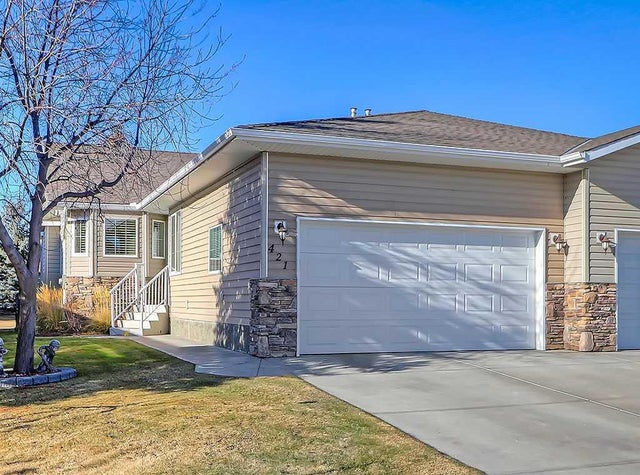 421 Riverside Green Nw, High River