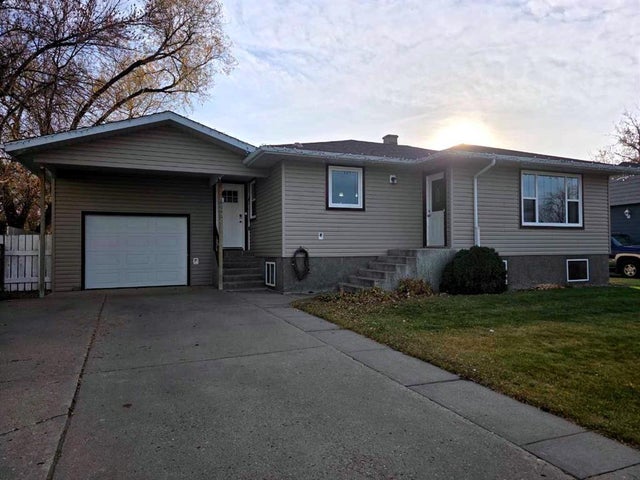 4920 55 Avenue, Taber