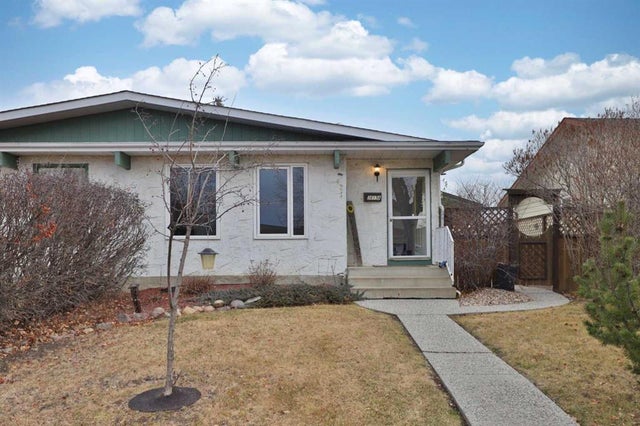 3613a 66a Street, Camrose