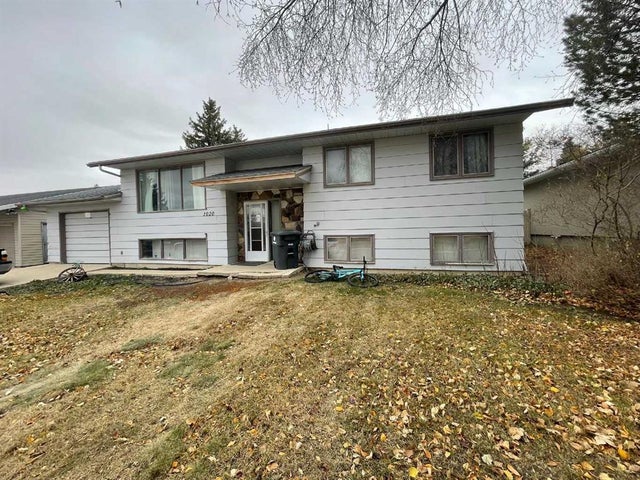 1020 1 Street W, Kindersley