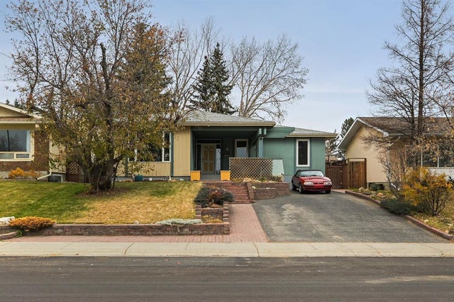 328 Norseman Road Nw, Calgary