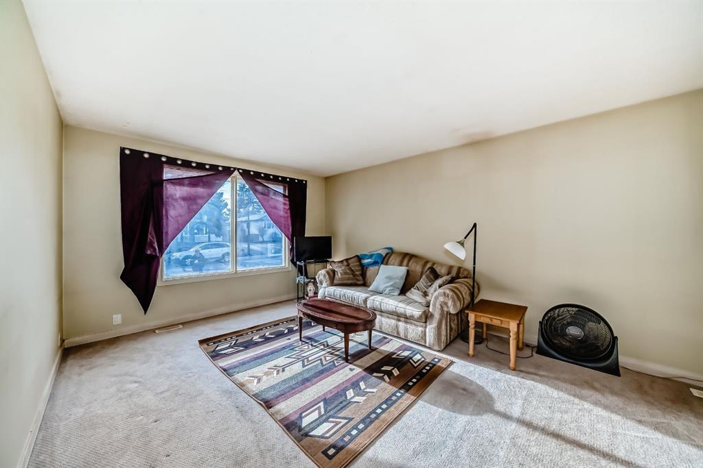 247 Bracewood Road Southwest, Calgary – Residential Detached Listing Photo 15