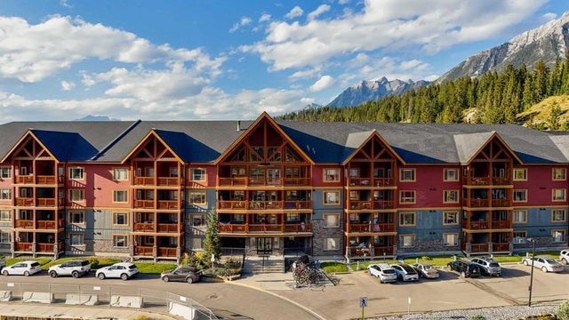 315, 300 Palliser Lane, Canmore