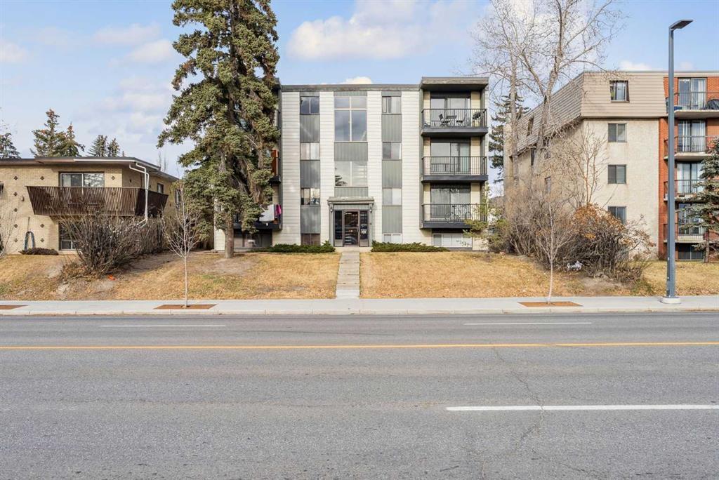 Calgary Home for Sale: Residential Listing in Shaganappi