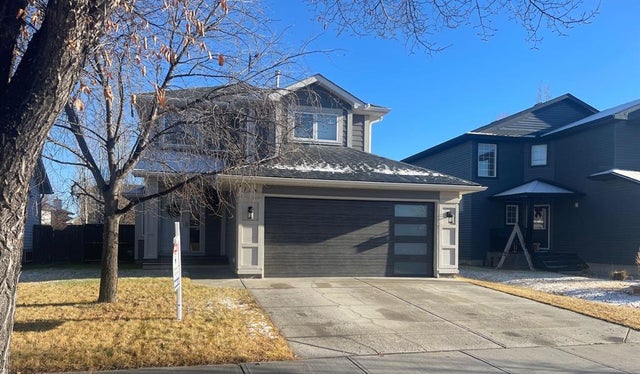 228 Woodhaven Drive, Okotoks