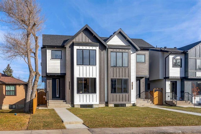 8718 34 Avenue Nw, Calgary