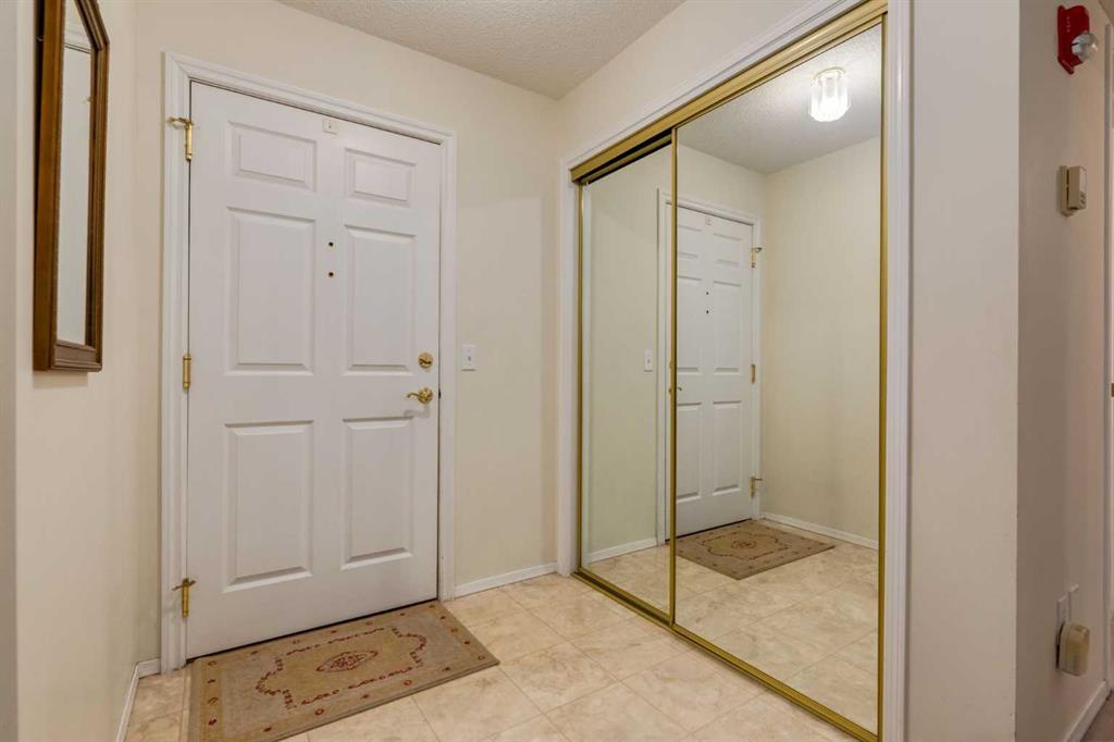 3204, 3204 Sienna Park Green Sw Calgary Alberta T3H3N7 Signal Hill Home For Sale