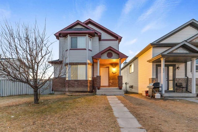 59 Saddlemont Manor Ne, Calgary