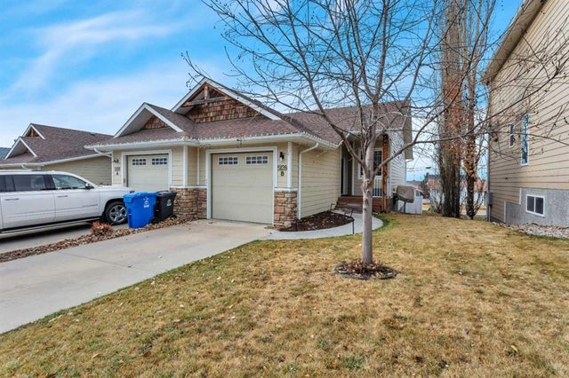 5128b 52 Street, Rocky Mountain House