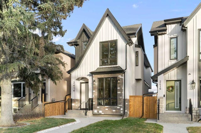 2414 35 Street Sw, Calgary