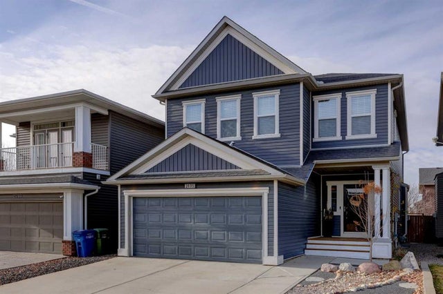 2695 Ravenslea Gardens Se, Airdrie