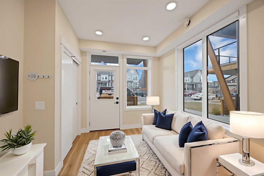 812, 10060 46 Street Ne Calgary Alberta T3J 2H8 Saddle Ridge Home For Sale