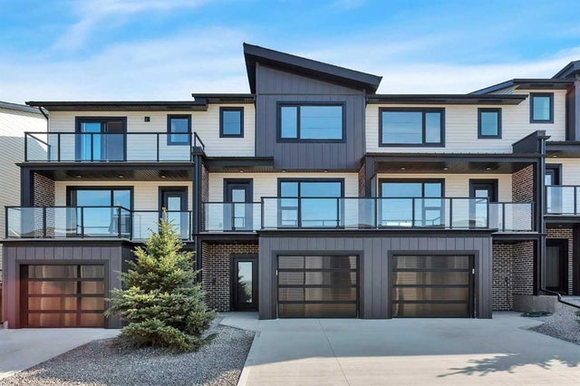 24 Violet Point, Sylvan Lake