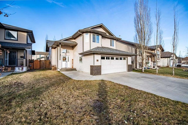 42 Landry Bend, Red Deer