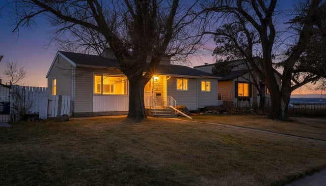 406 12 Avenue N, Lethbridge