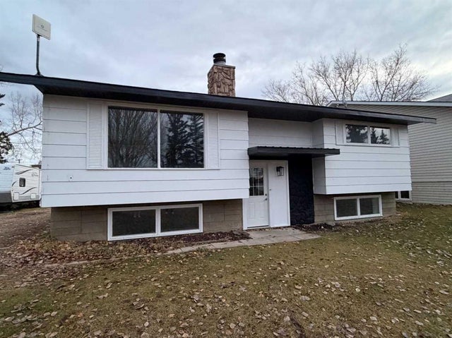 10011 97 Avenue, Wembley