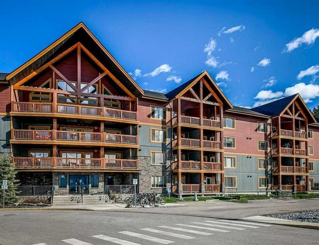 323, 300 Palliser Lane, Canmore