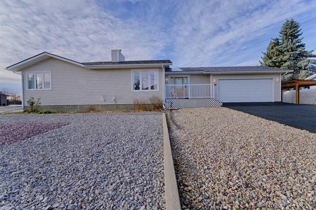 4513 Haven Place, Taber