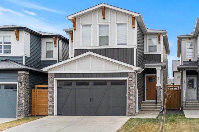61 Carringsby Way Nw, Calgary