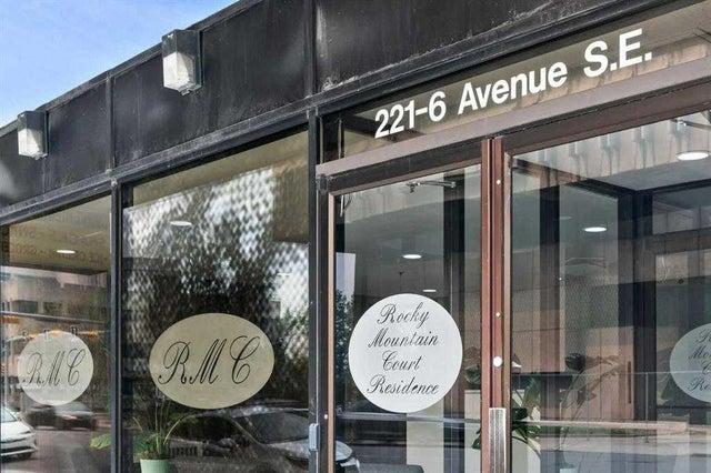 1602, 221 6 Avenue Se, Calgary