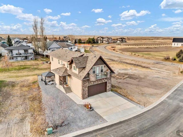 77 White Pelican Way, Lake Newell Resort