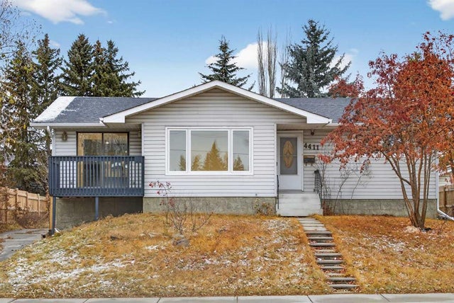 4411 53 Street Nw, Calgary