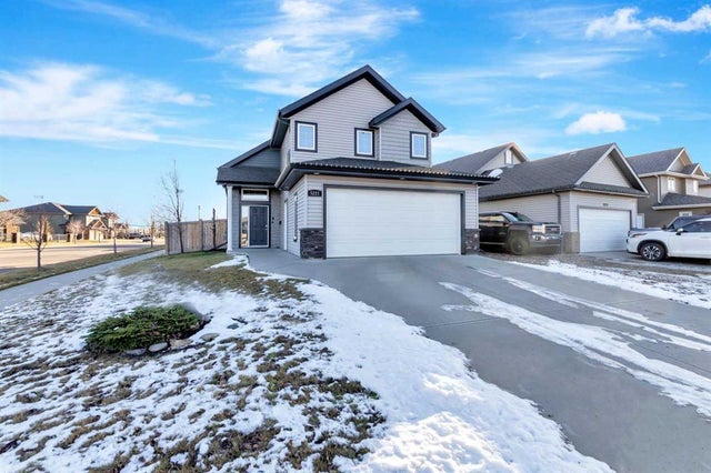 5221 15 Street, Lloydminster