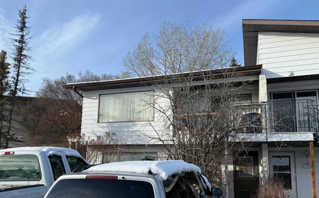 120 Reimer Drive, Hinton