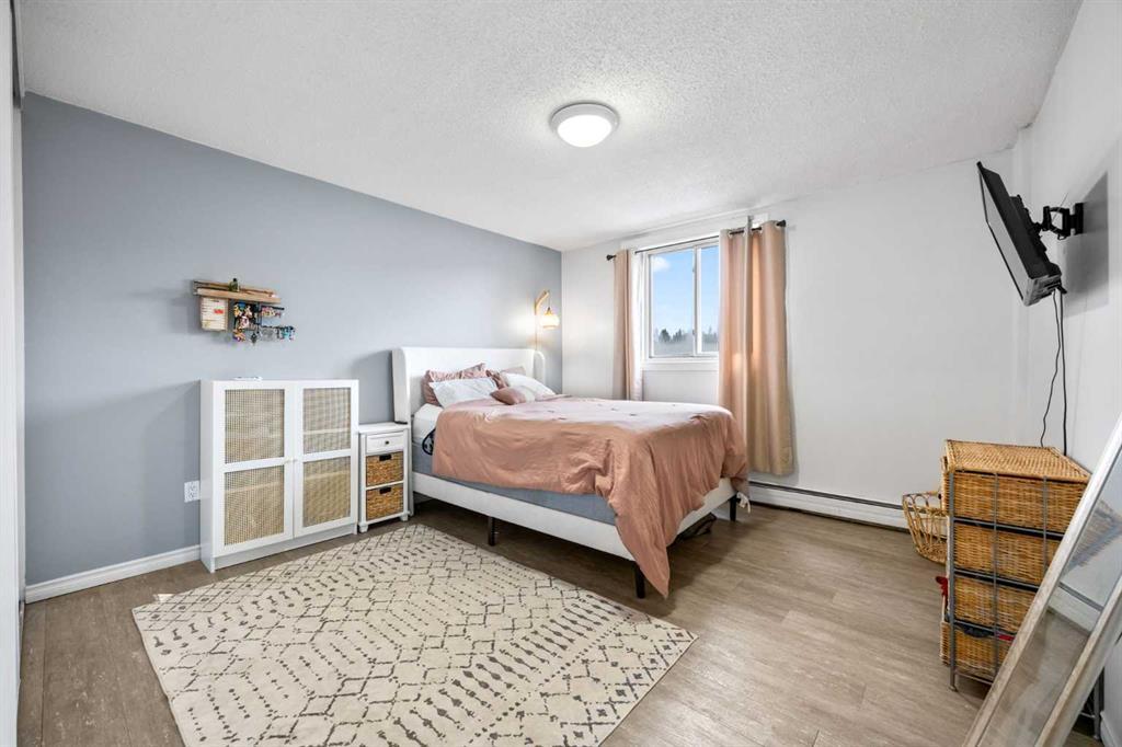 438, 1421 7 Avenue Nw Calgary Alberta T2N 1Z7 Hillhurst Home For Sale