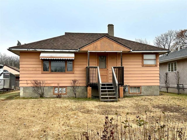 925 15 Street, Wainwright