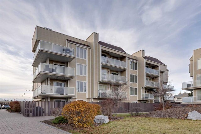206, 3737 42 Street Nw, Calgary