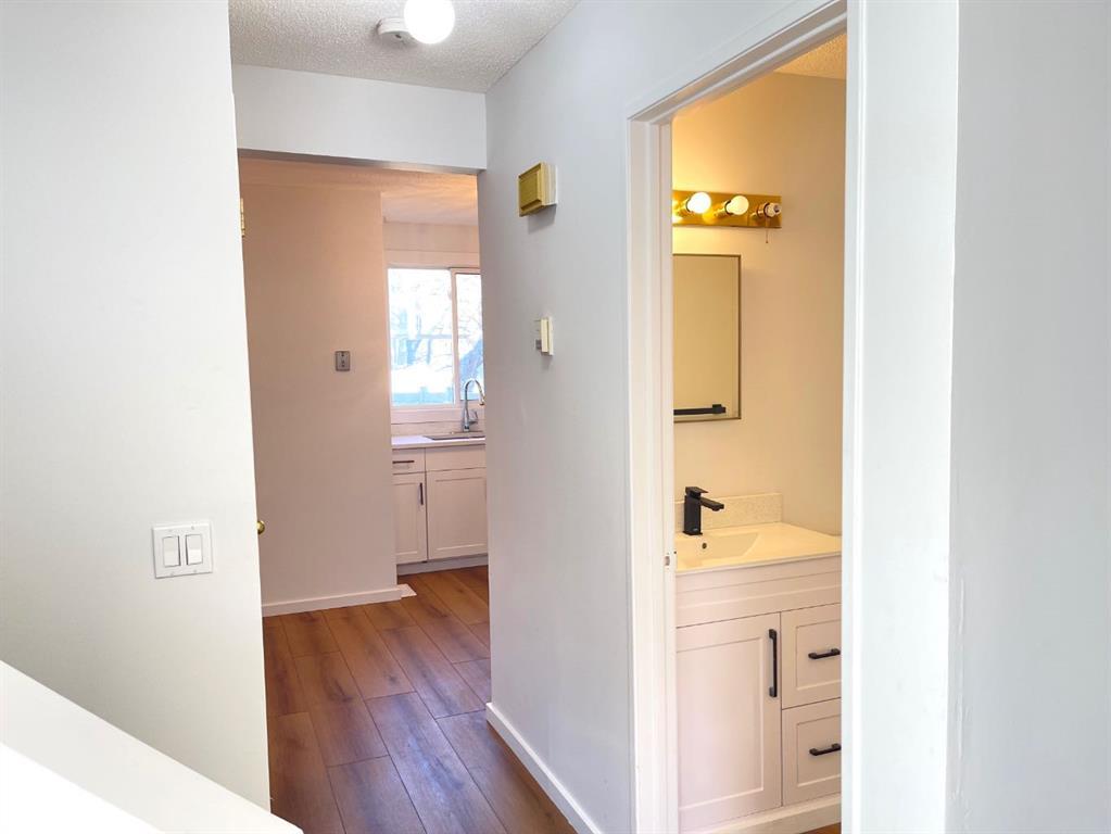 23, 2319 56 Street Northeast, Calgary – Residential Row/Townhouse Listing Photo 4