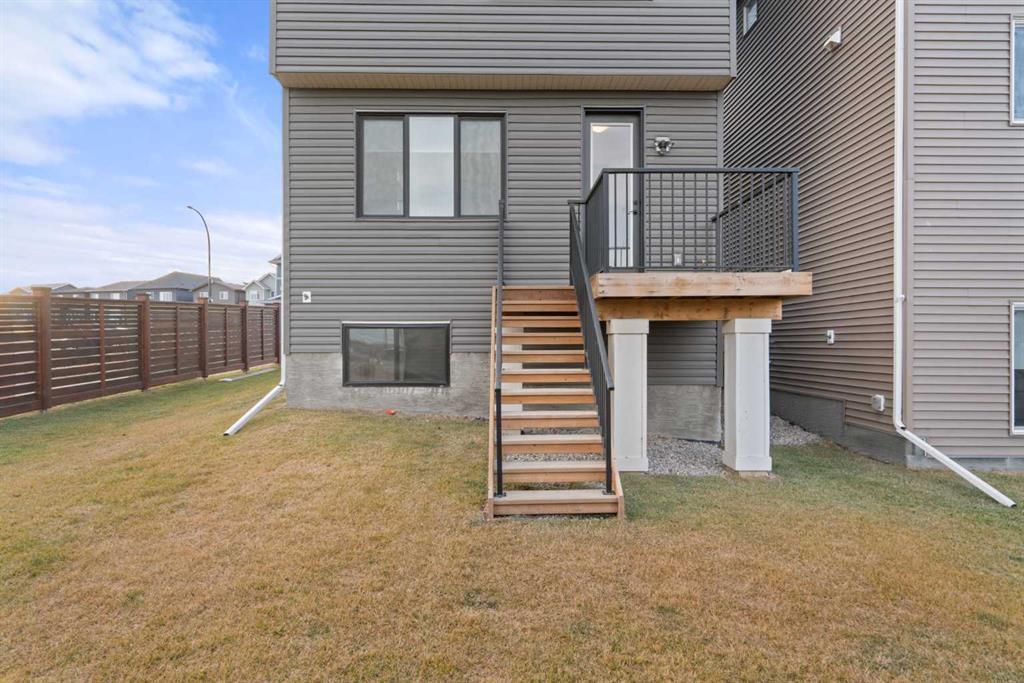 76 Lucas Common Nw Calgary Alberta T3P 2B4 Livingston Home For Sale