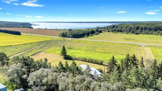 2320 Rainy Creek Road, Rural Lacombe County