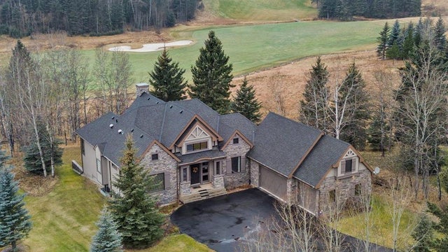 37 Hawk's Landing Drive, Priddis Greens