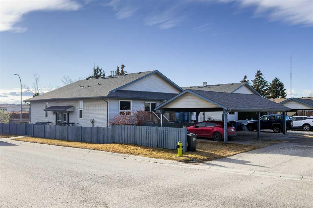 2, 532 First Street E, Cochrane
