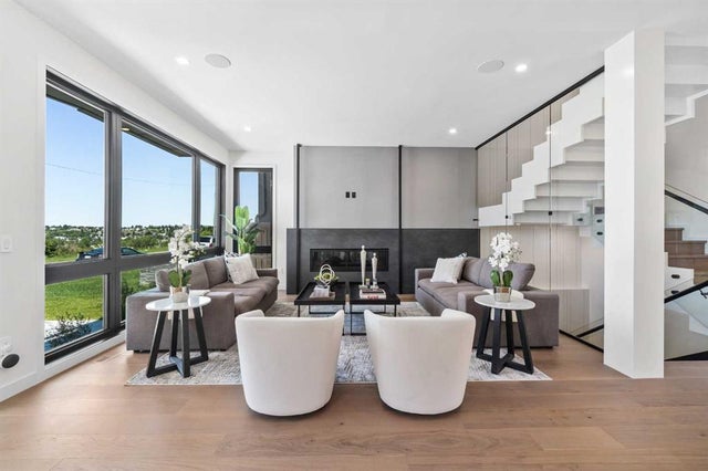 120 13 Street Ne, Calgary