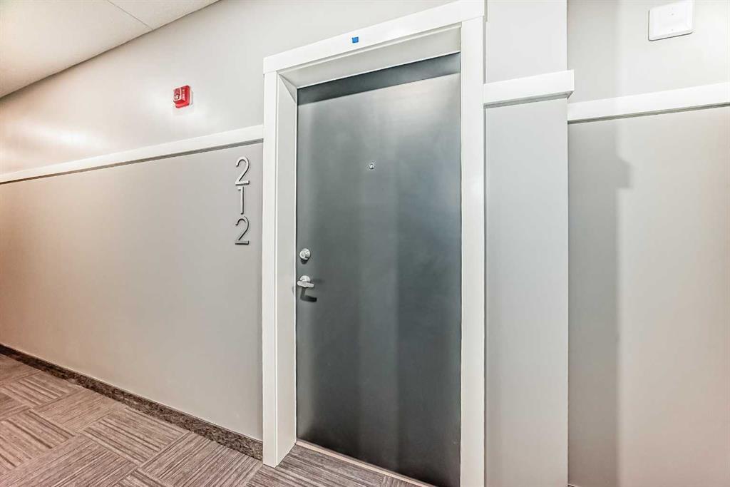 212, 245 Edith Place Nw Calgary Alberta T3R 2M7 Glacier Ridge Home For Sale