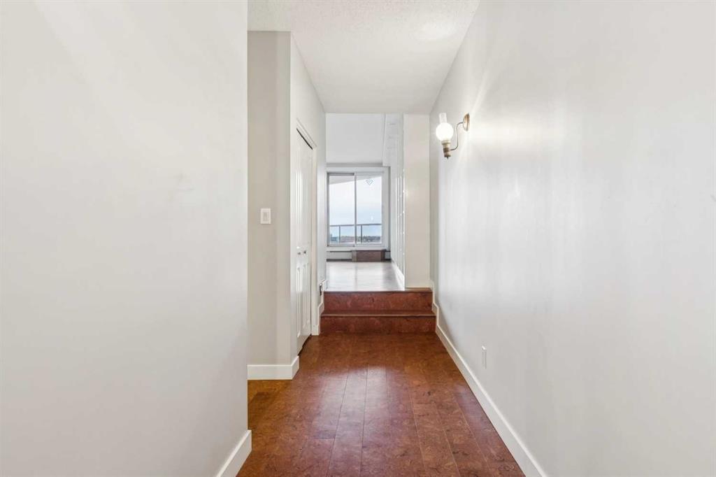 2d, 215 2 Street Northeast, Calgary – Residential Apartment Listing Photo 13