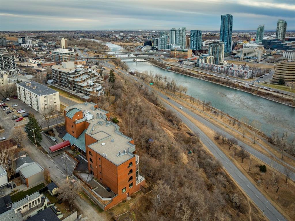 2d, 215 2 Street Northeast, Calgary – Residential Apartment Listing Photo 6