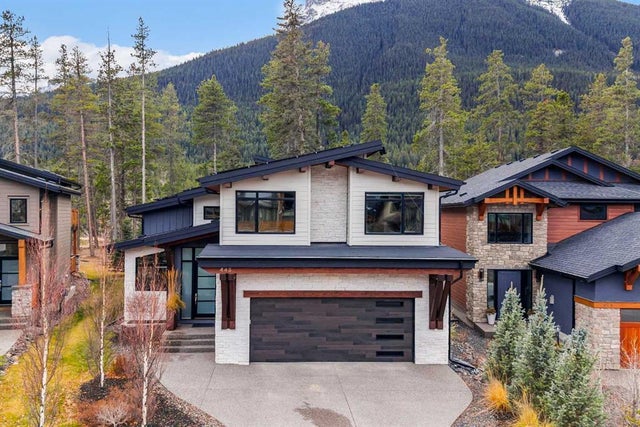 445 Stewart Creek Close, Canmore