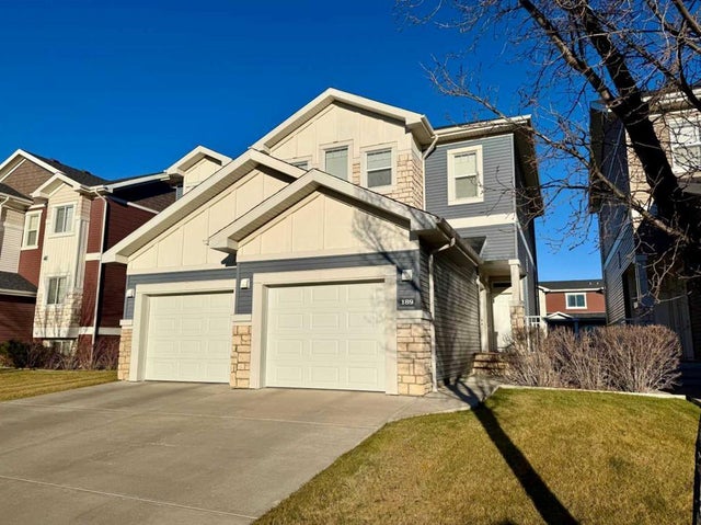3, 189 Silkstone Road W, Lethbridge
