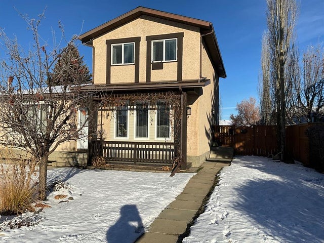 34 Roland Street, Red Deer